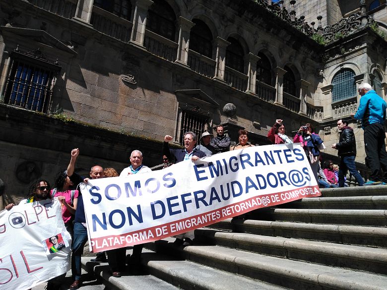 16-05-01 Primeiro de Maio Compostela 033.jpg